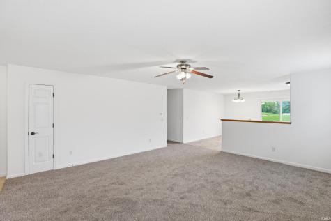 11117 La Fortuna Way Roanoke IN 46783