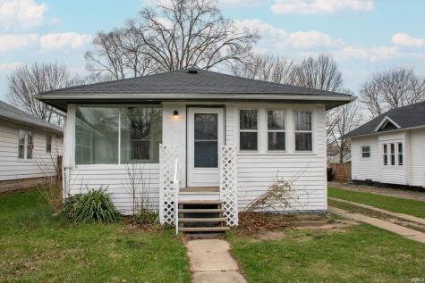809 E Fairview Avenue South Bend IN 46614