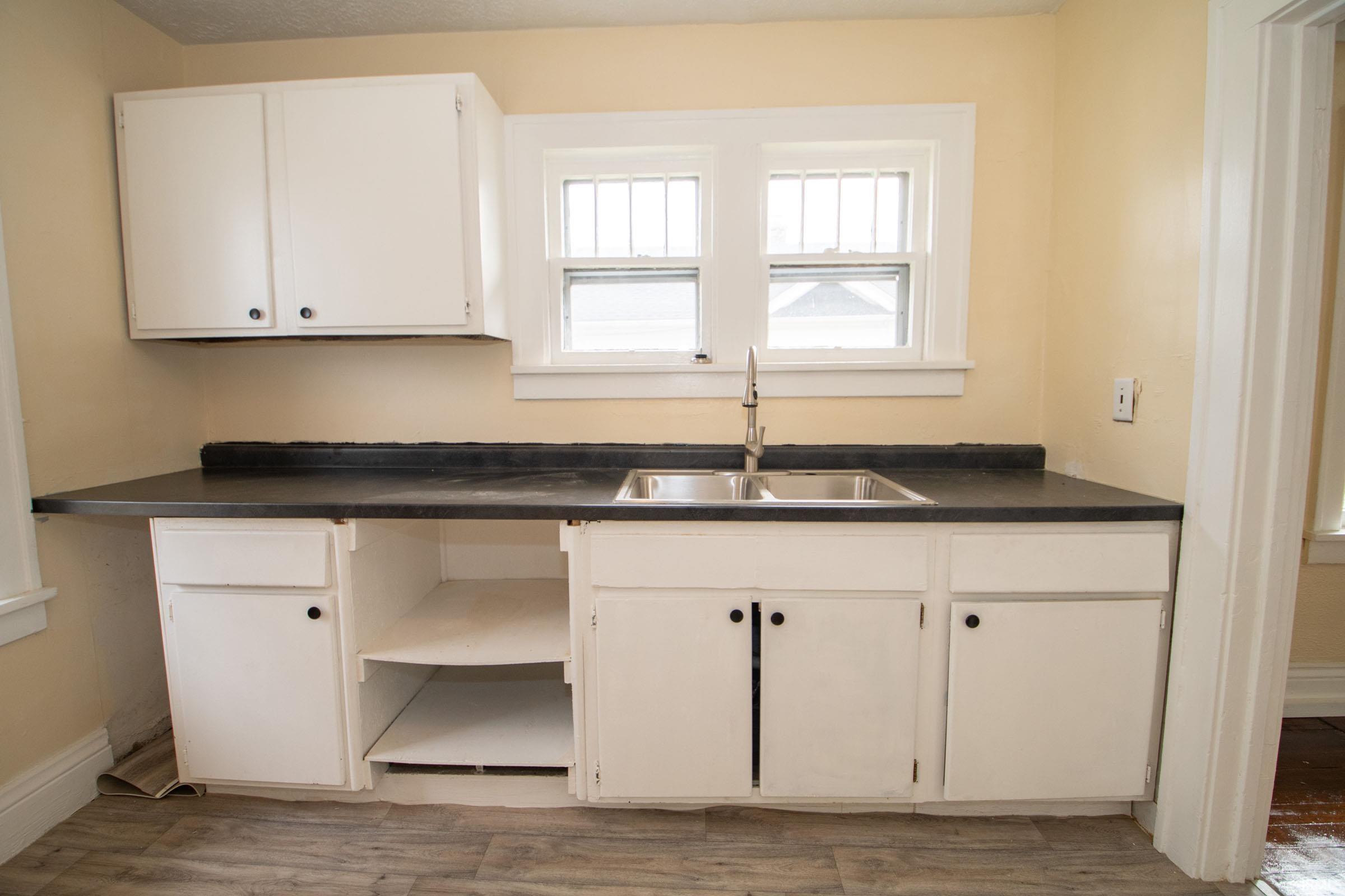 809 E Fairview Avenue South Bend IN 46614