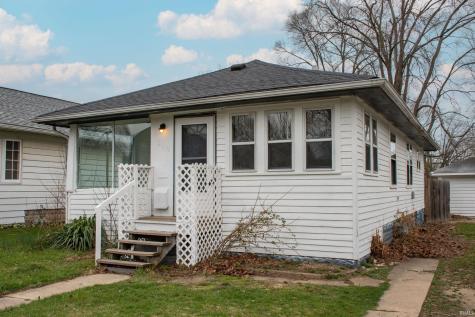 809 E Fairview Avenue South Bend IN 46614