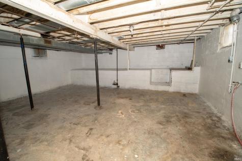809 E Fairview Avenue South Bend IN 46614