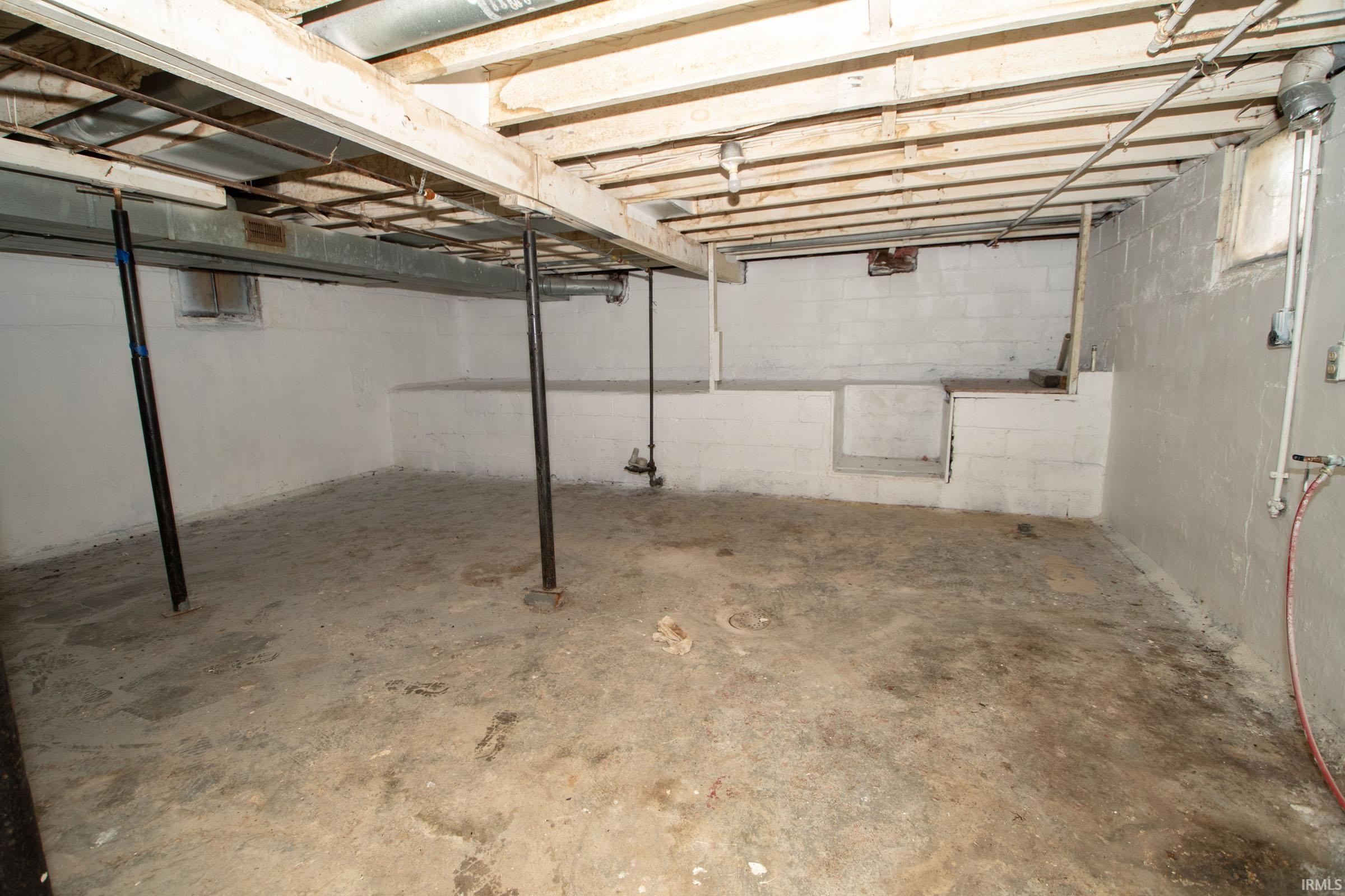 809 E Fairview Avenue South Bend IN 46614