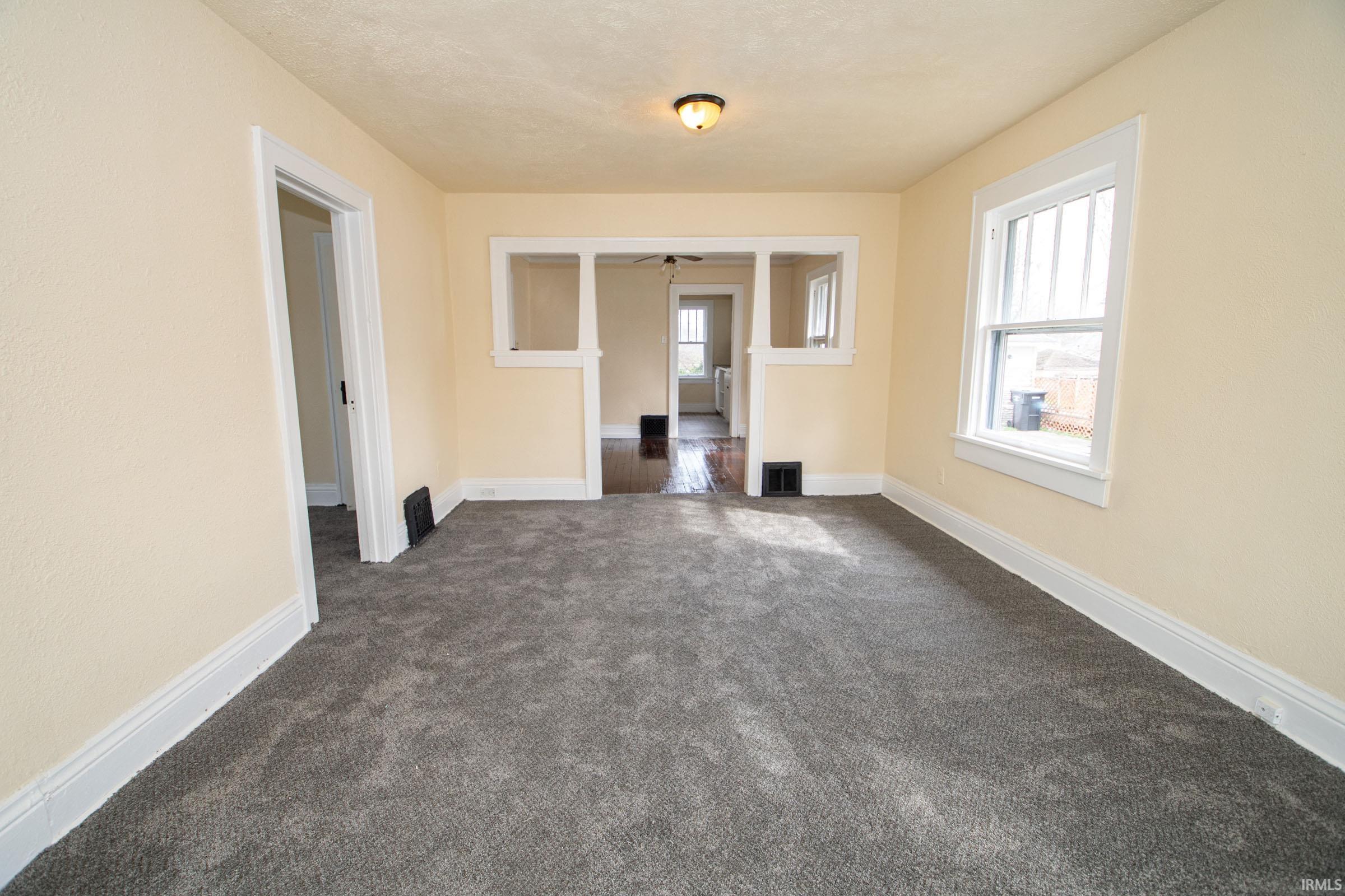 809 E Fairview Avenue South Bend IN 46614