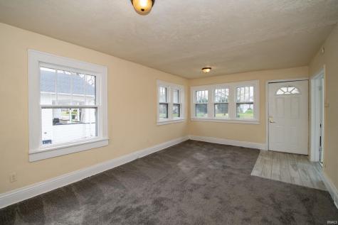 809 E Fairview Avenue South Bend IN 46614