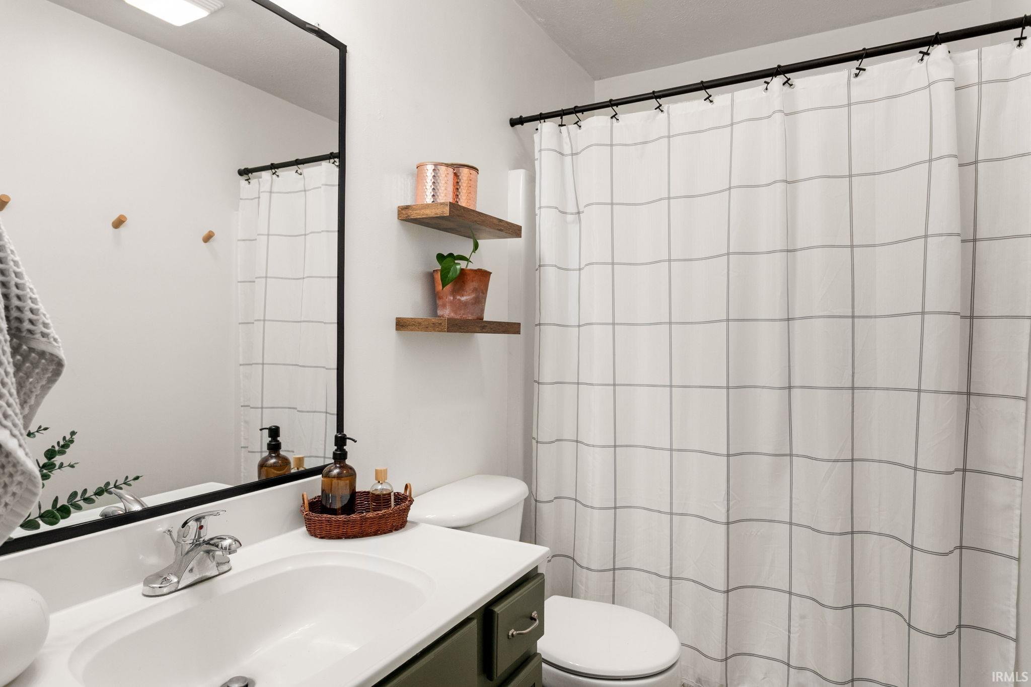 509 Morningstar Court Middlebury IN 46540