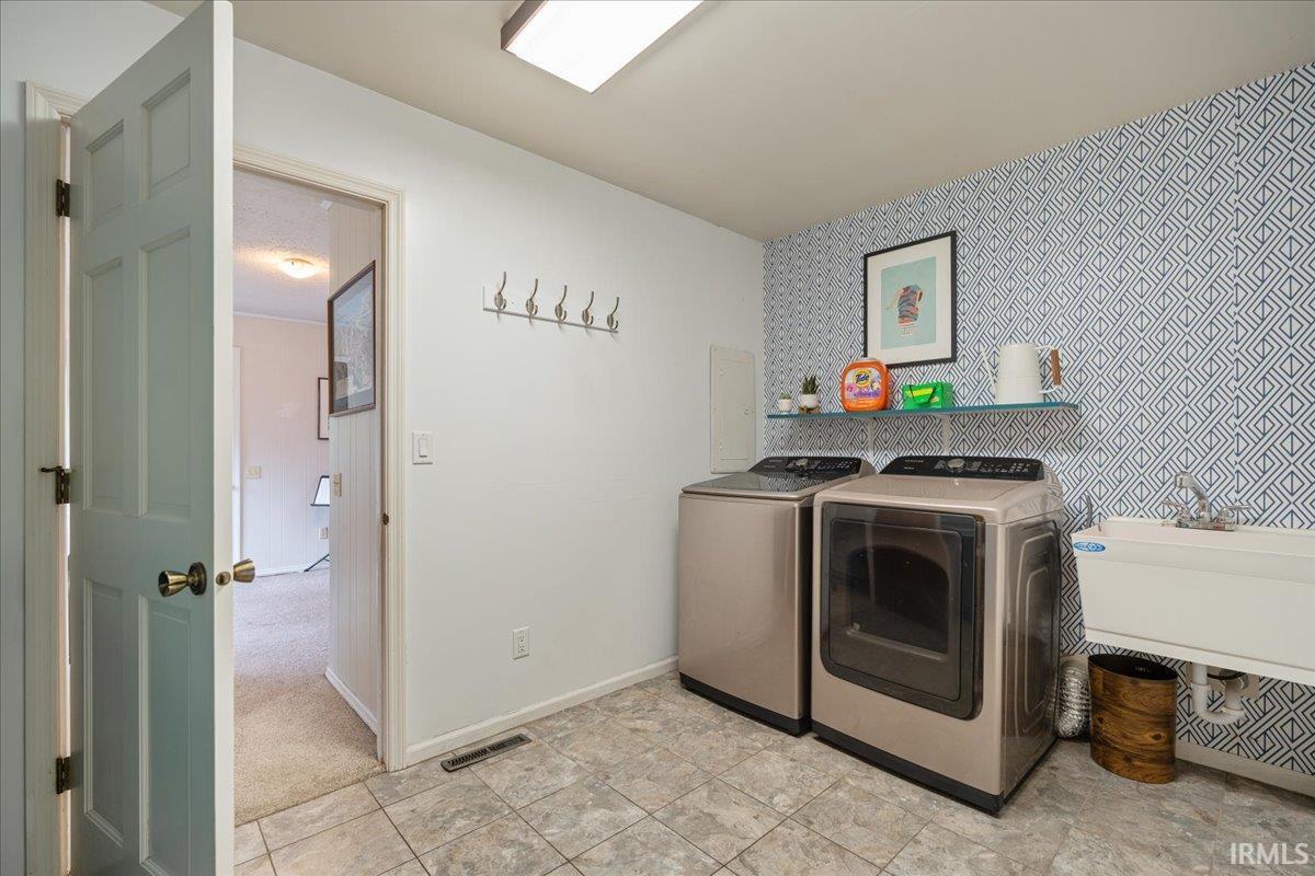 519 Crestlane Drive Warsaw IN 46580