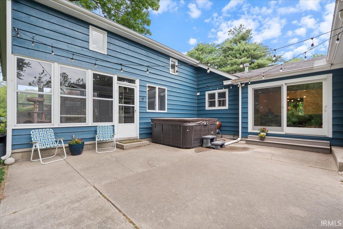 519 Crestlane Drive Warsaw IN 46580