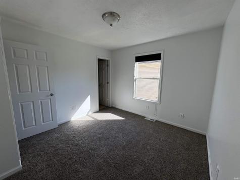 2413 N Buckles Street Muncie IN 47303