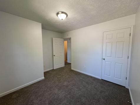 2413 N Buckles Street Muncie IN 47303
