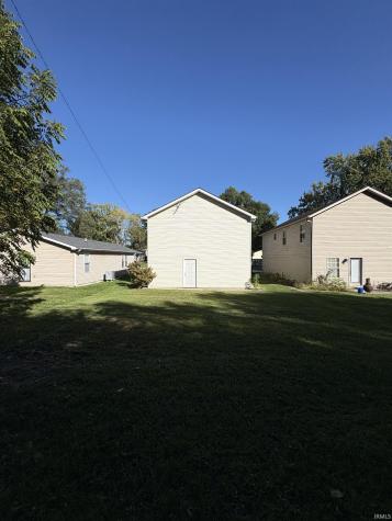 2413 N Buckles Street Muncie IN 47303