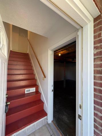 2413 N Buckles Street Muncie IN 47303