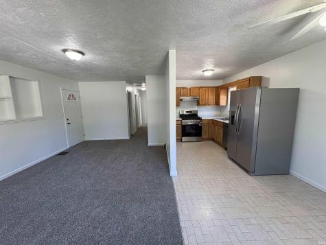 2413 N Buckles Street Muncie IN 47303