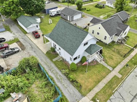 618 Russell Street Kendallville IN 46755