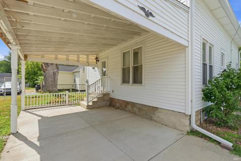 618 Russell Street Kendallville IN 46755