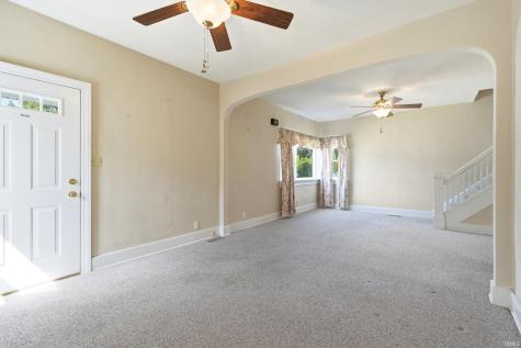 618 Russell Street Kendallville IN 46755
