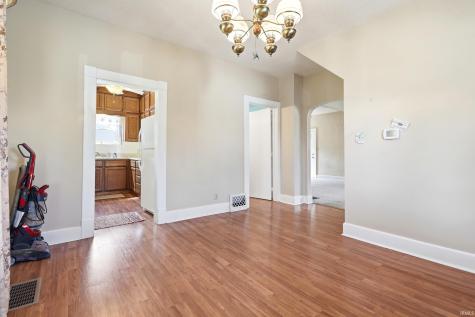 618 Russell Street Kendallville IN 46755
