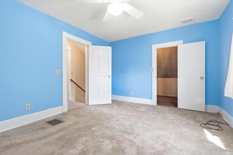 618 Russell Street Kendallville IN 46755