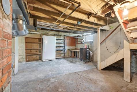 618 Russell Street Kendallville IN 46755