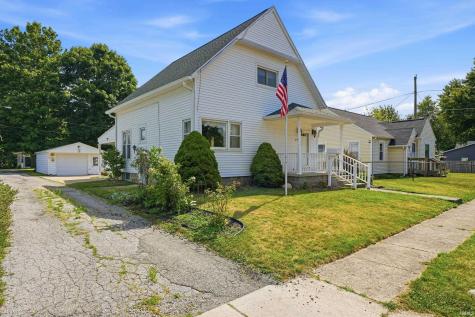 618 Russell Street Kendallville IN 46755