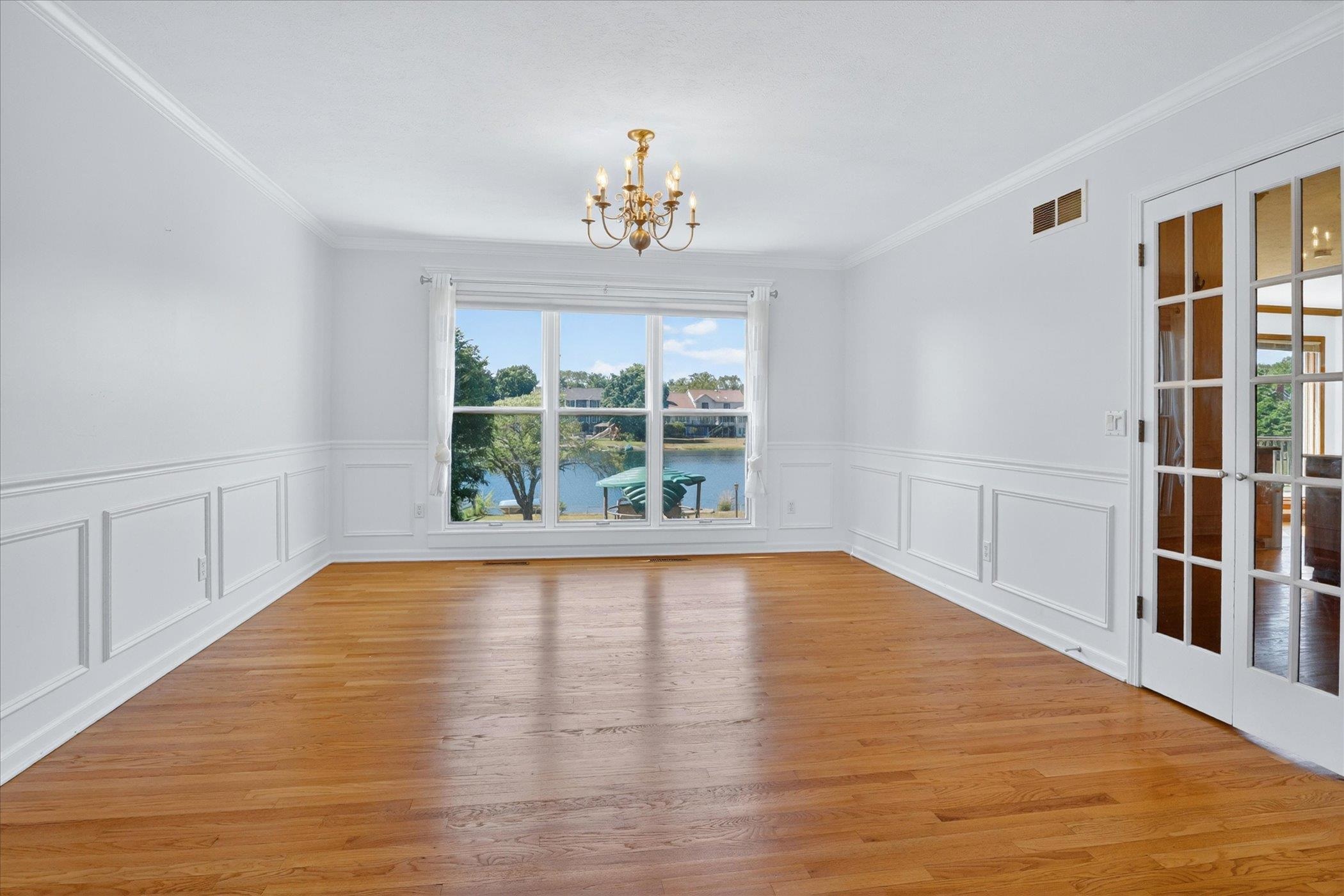 15161 Clifden Drive Granger IN 46530