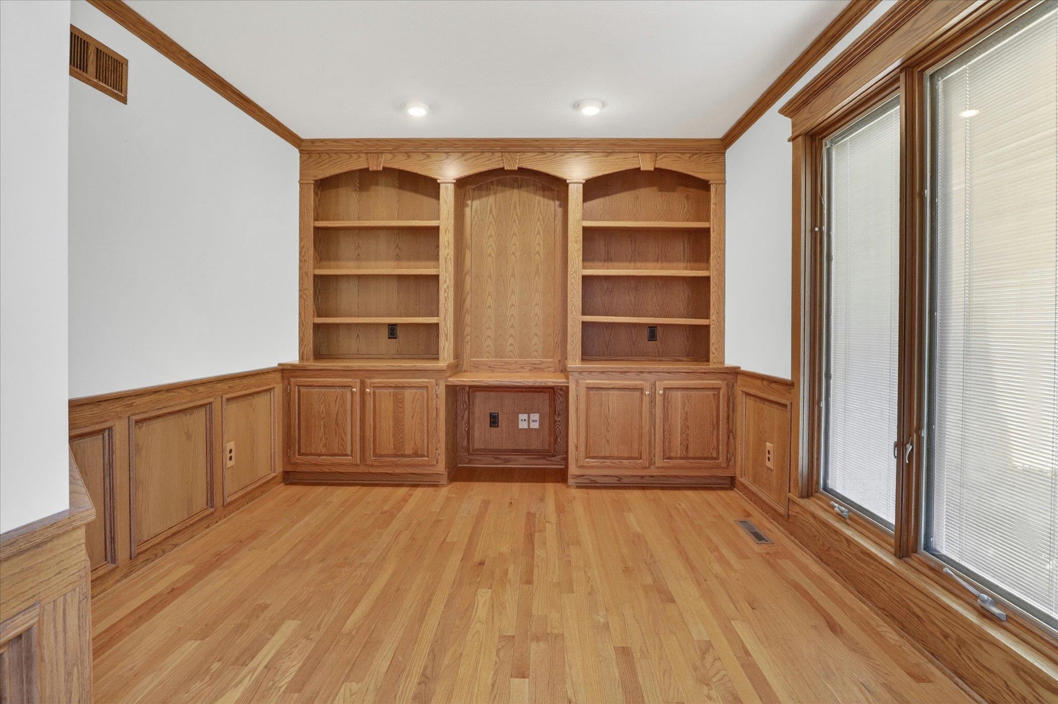 15161 Clifden Drive Granger IN 46530