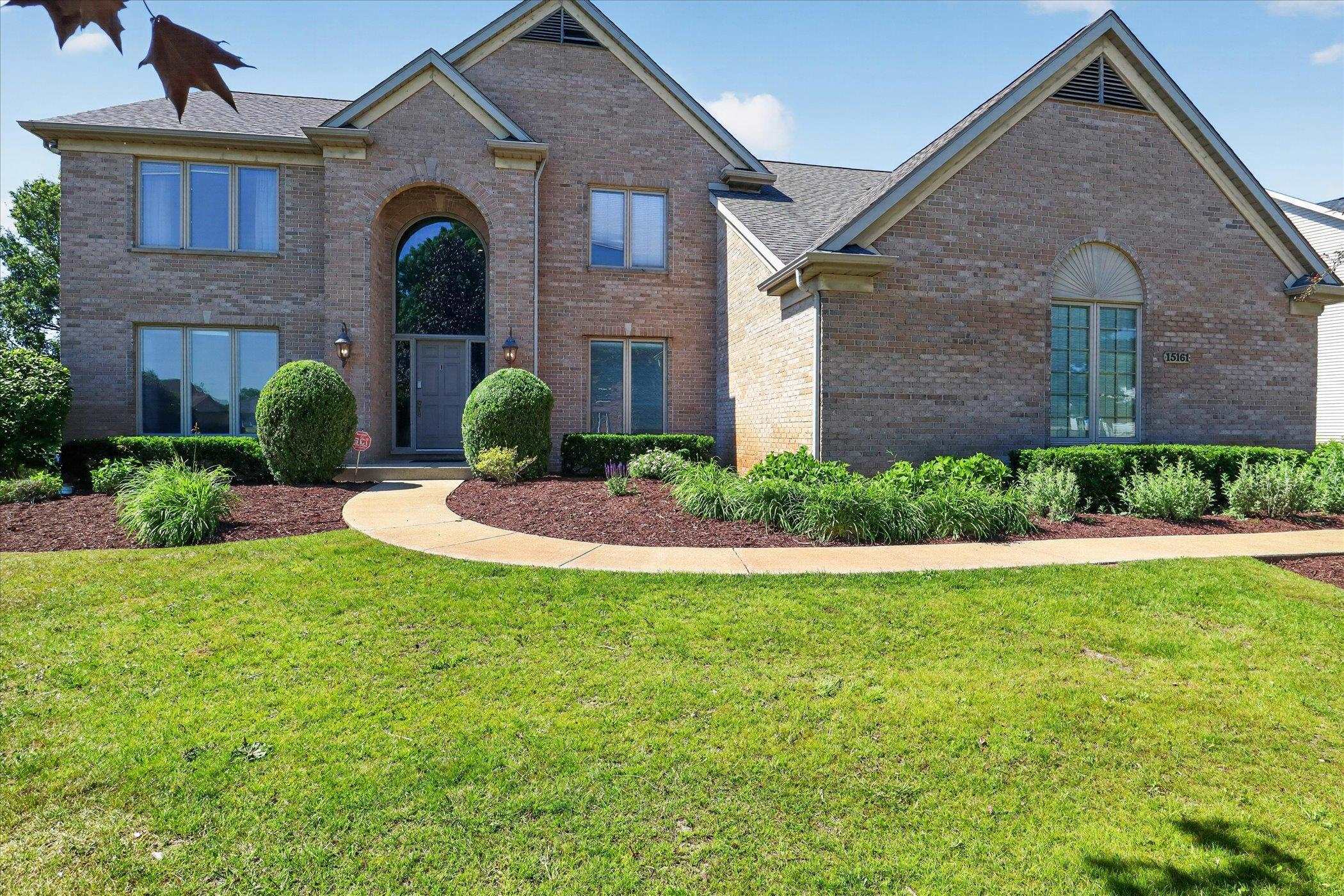15161 Clifden Drive Granger IN 46530