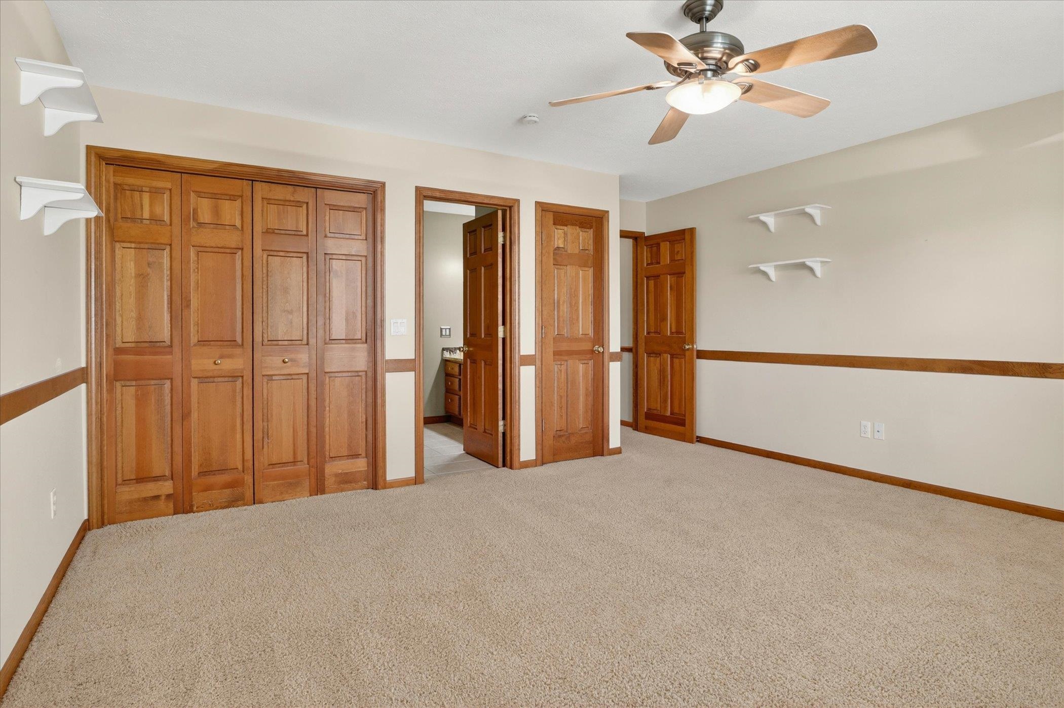 15161 Clifden Drive Granger IN 46530