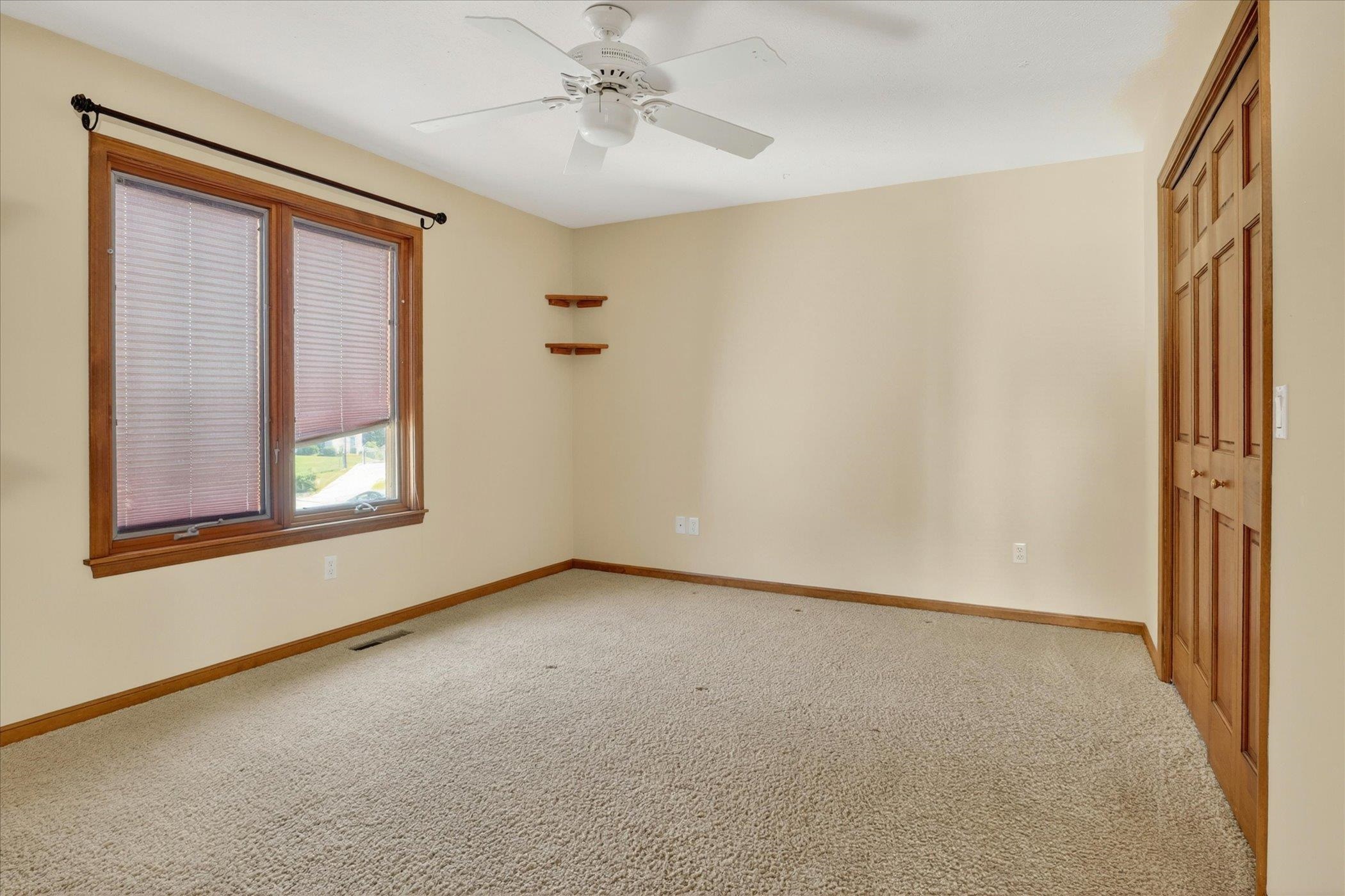 15161 Clifden Drive Granger IN 46530