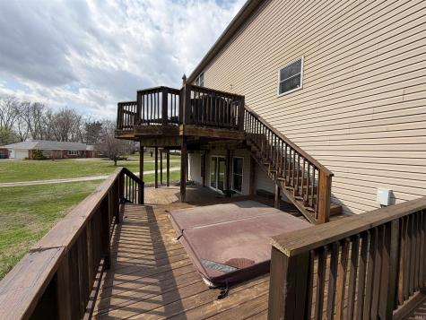 1010 Sunset Drive Covington IN 47932