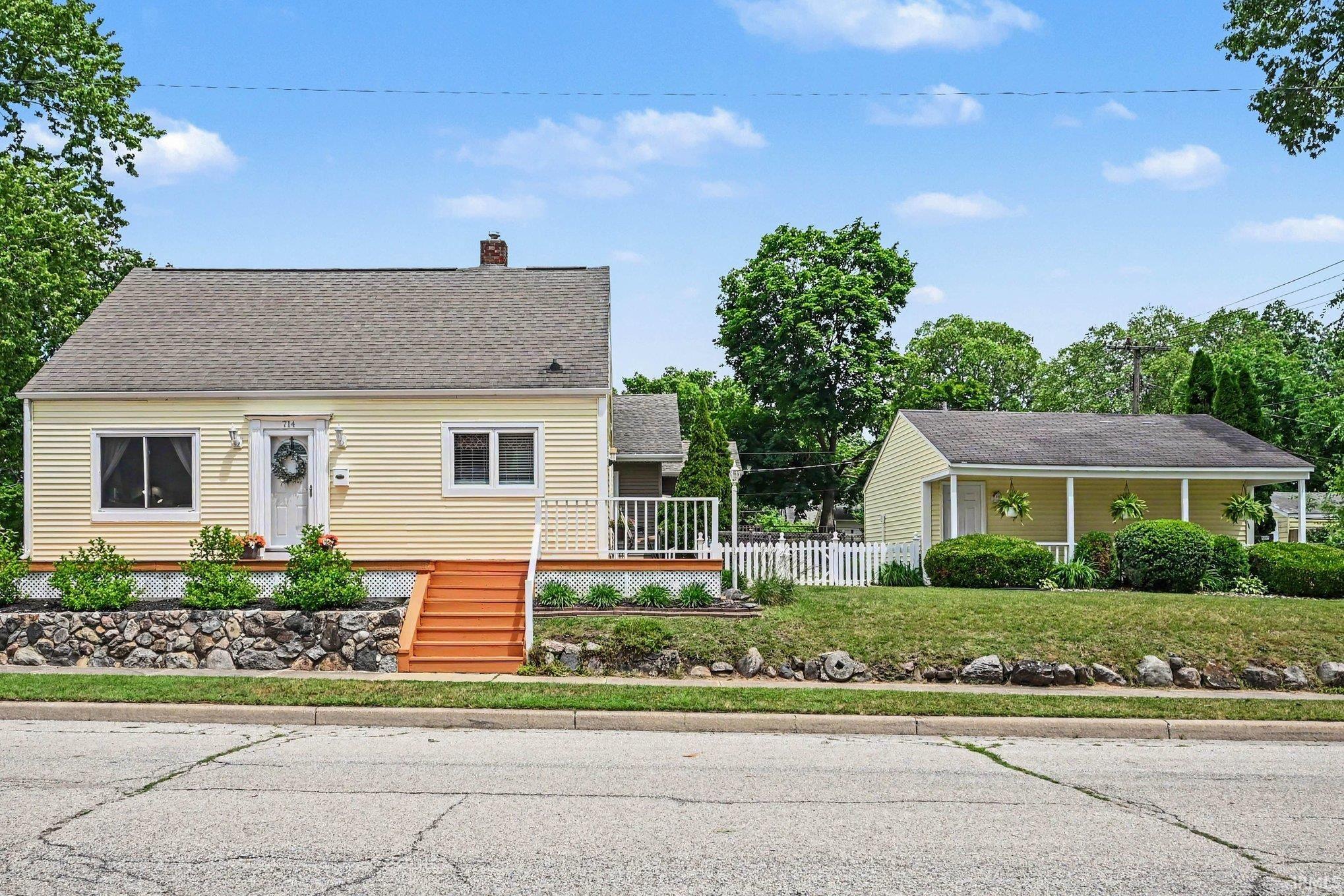 714 Benton Street Mishawaka IN 46545