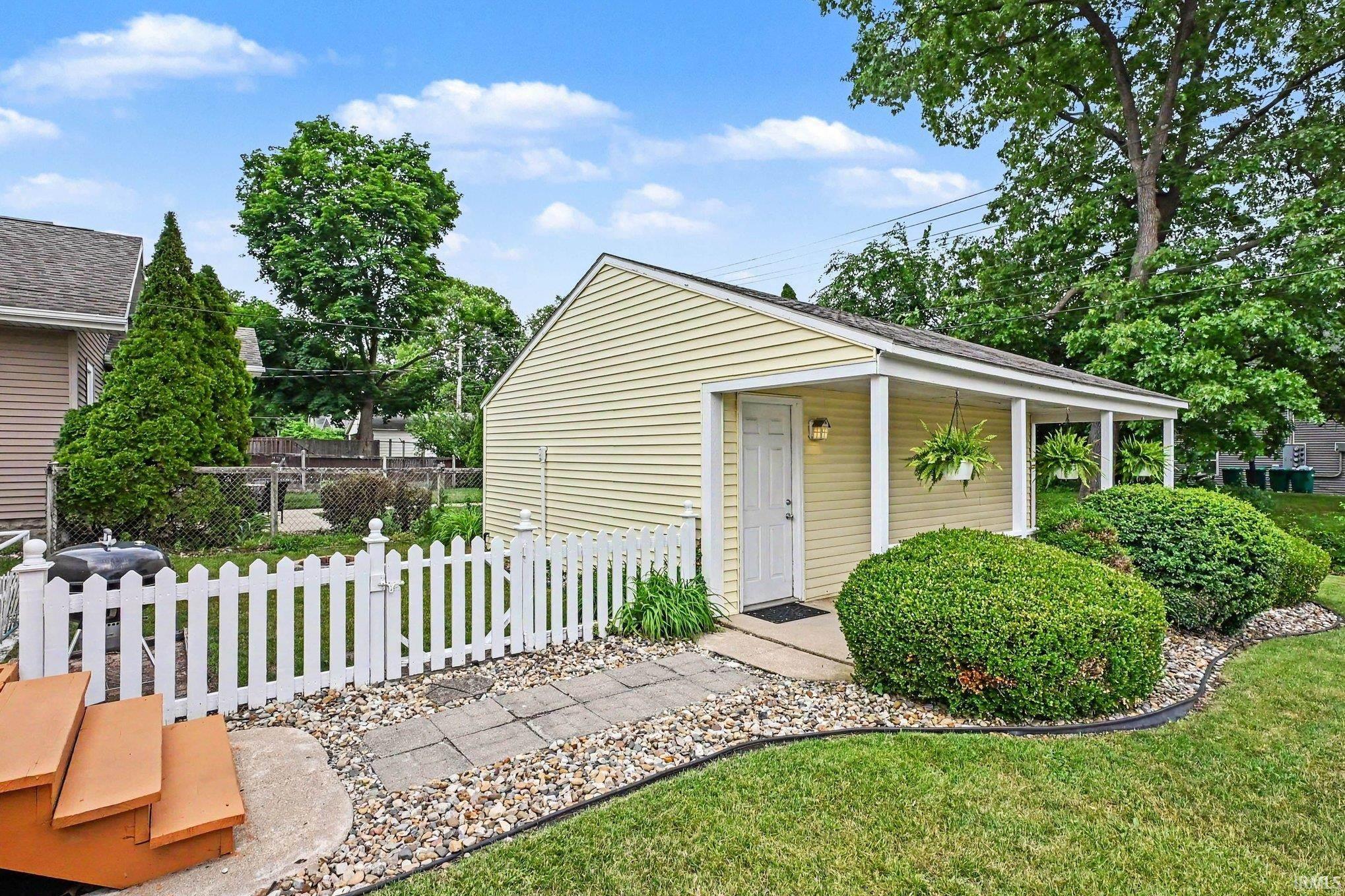 714 Benton Street Mishawaka IN 46545