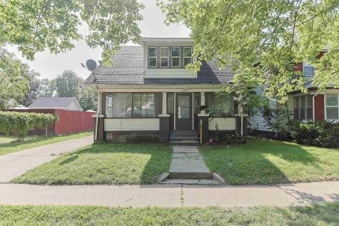 1733 Caroline Street South Bend IN 46613