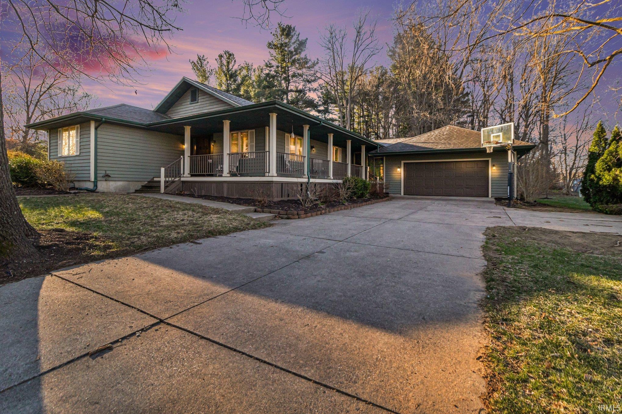 10037 Victoria Drive Plymouth IN 46563