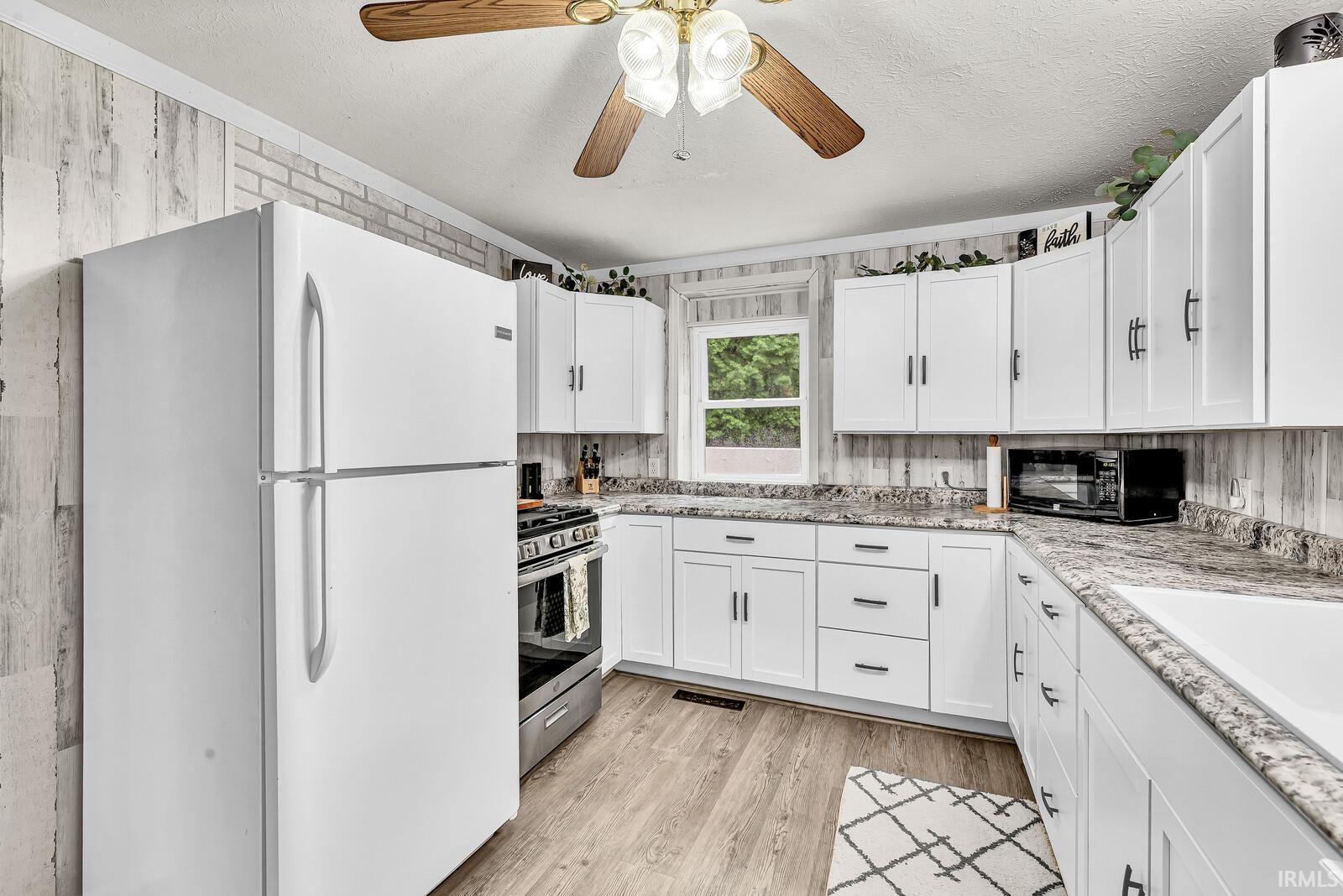 67127 Quinn Trail Lakeville IN 46536