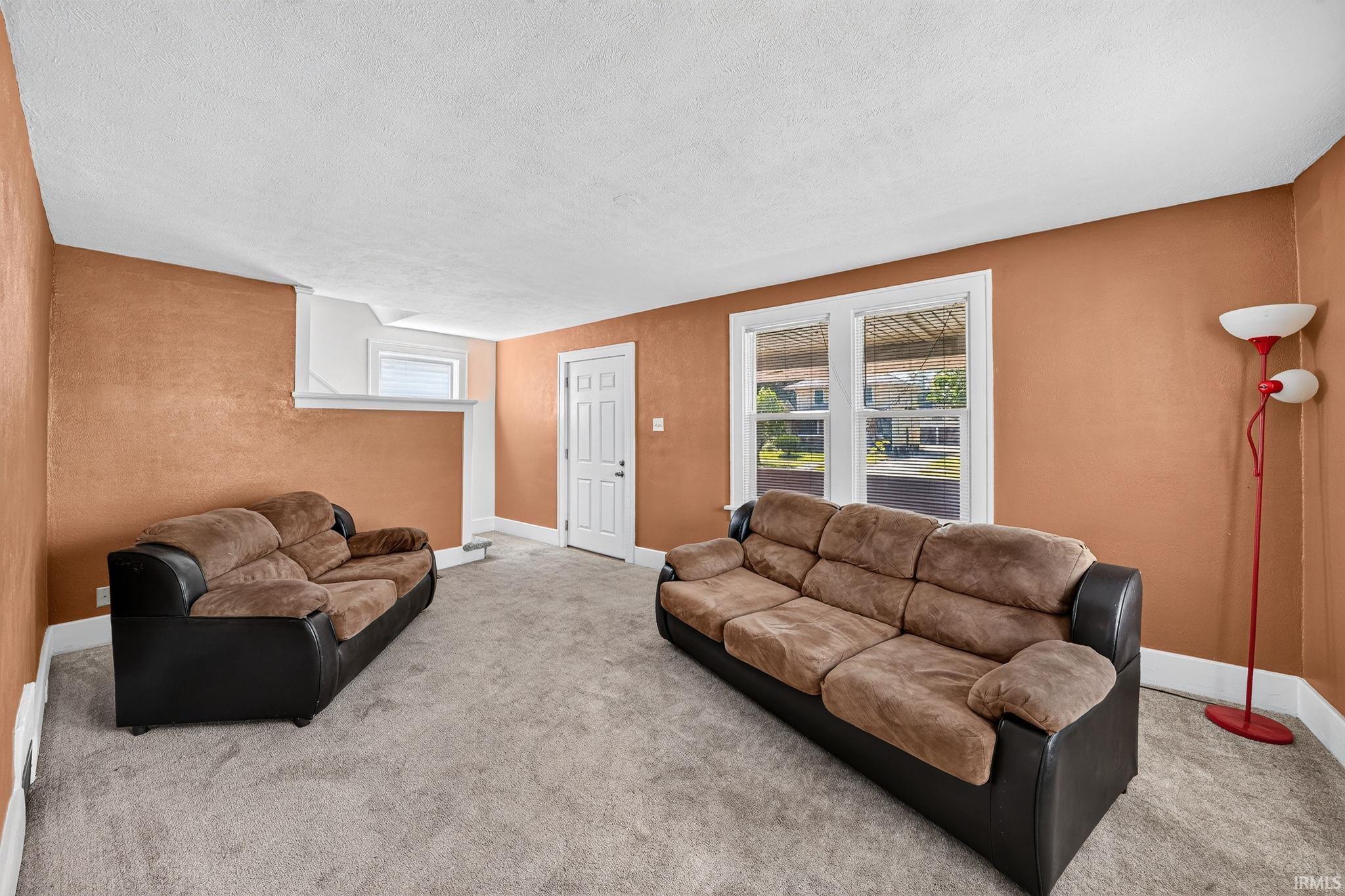 1022 Diamond Avenue South Bend IN 46628