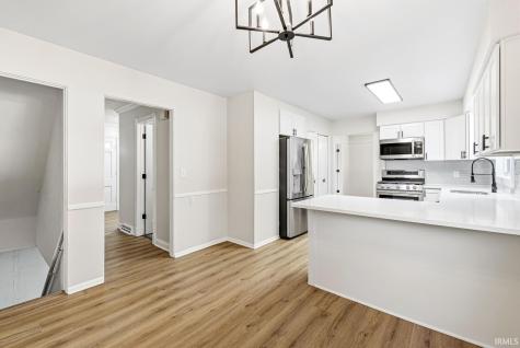 52823 W Cypress Circle South Bend IN 46637