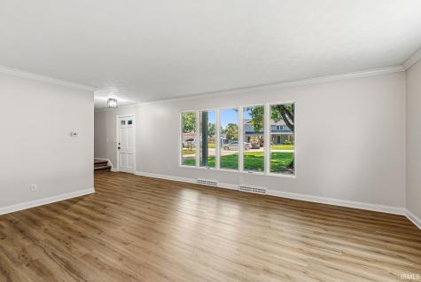 52823 W Cypress Circle South Bend IN 46637