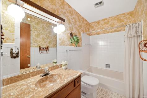 317 E Clover Lane Bloomington IN 47408