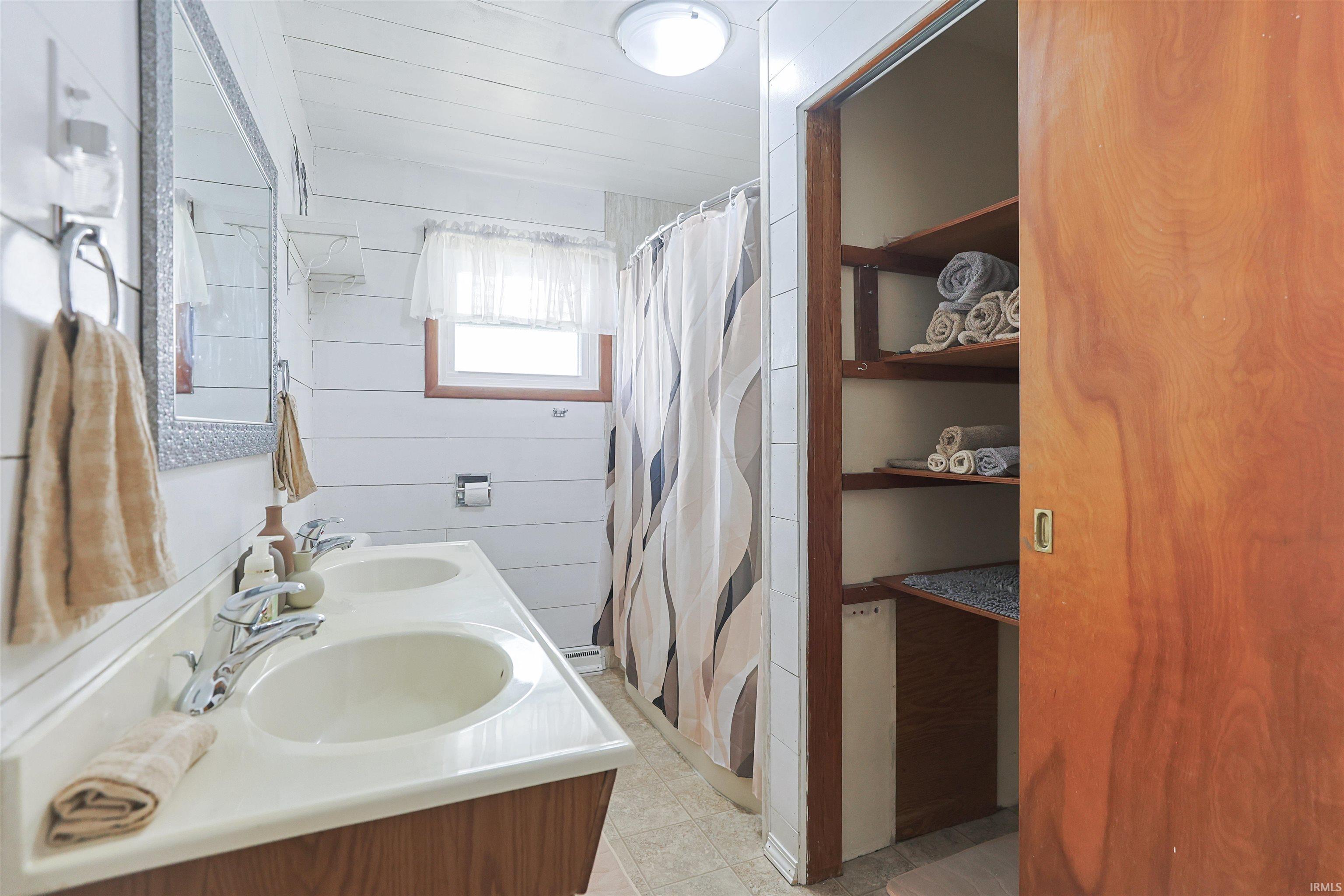 1005 Violet Road Elkhart IN 46514