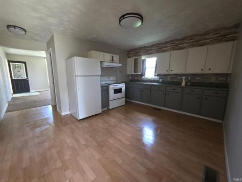 909 E Vincennes Street Linton IN 47441
