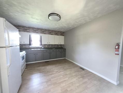 909 E Vincennes Street Linton IN 47441