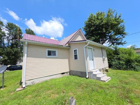 909 E Vincennes Street Linton IN 47441