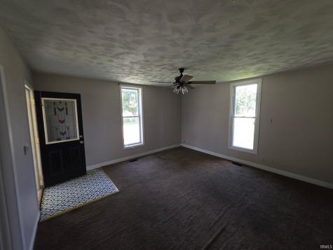 909 E Vincennes Street Linton IN 47441