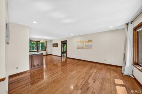 20787 Windrush Court South Bend IN 46614