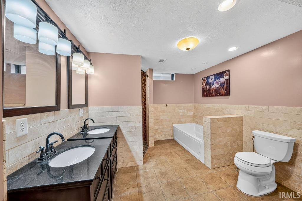 20787 Windrush Court South Bend IN 46614