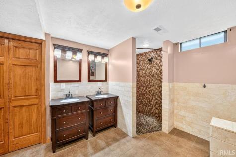 20787 Windrush Court South Bend IN 46614