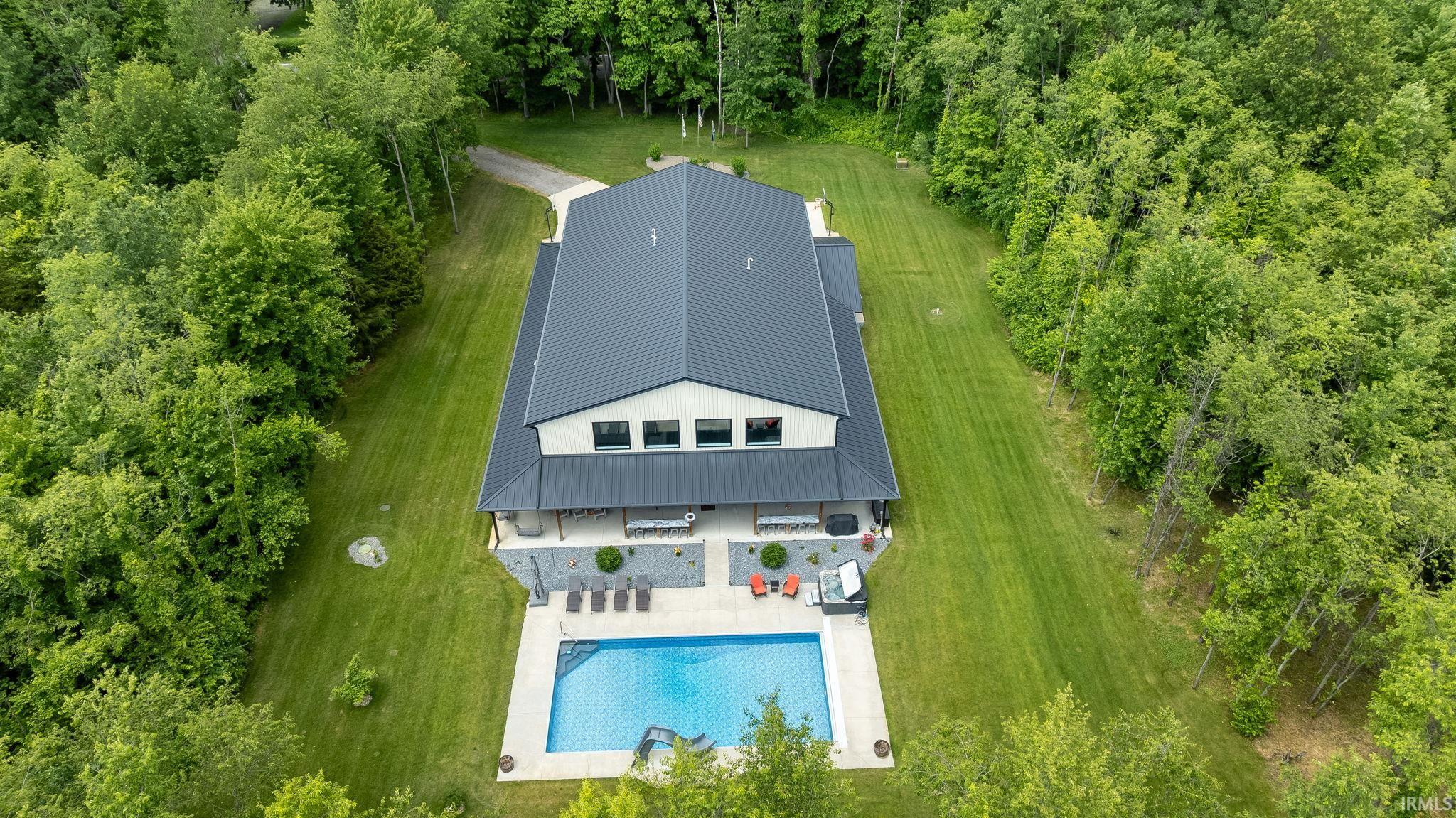10810 Douglas Road Osceola IN 46561