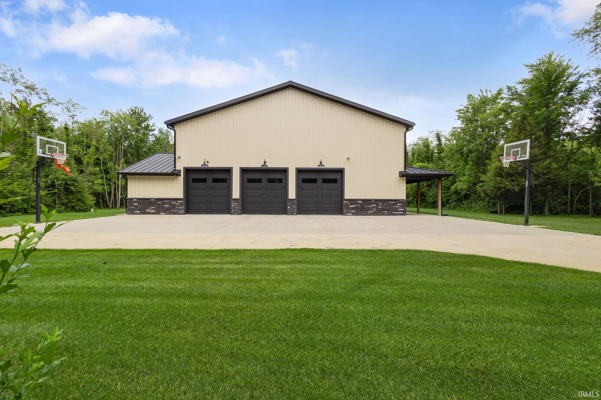 10810 Douglas Road Osceola IN 46561