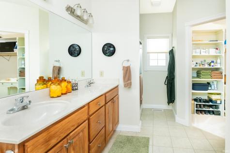 933 S Fenbrook Court Bloomington IN 47401