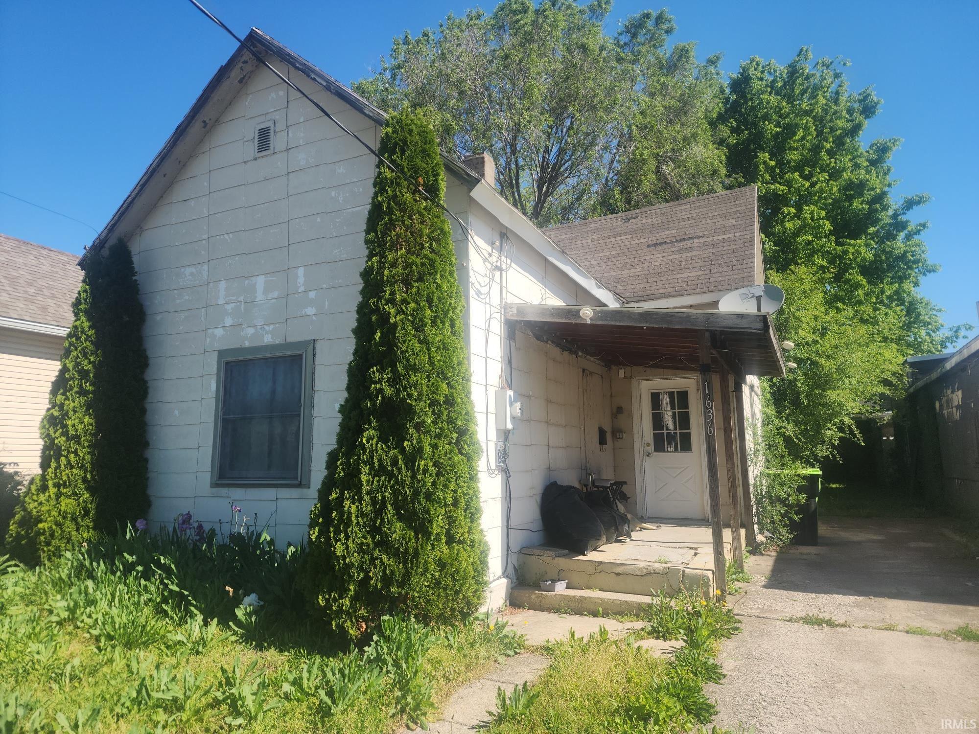 1636 Woodlawn Avenue Logansport IN 46947